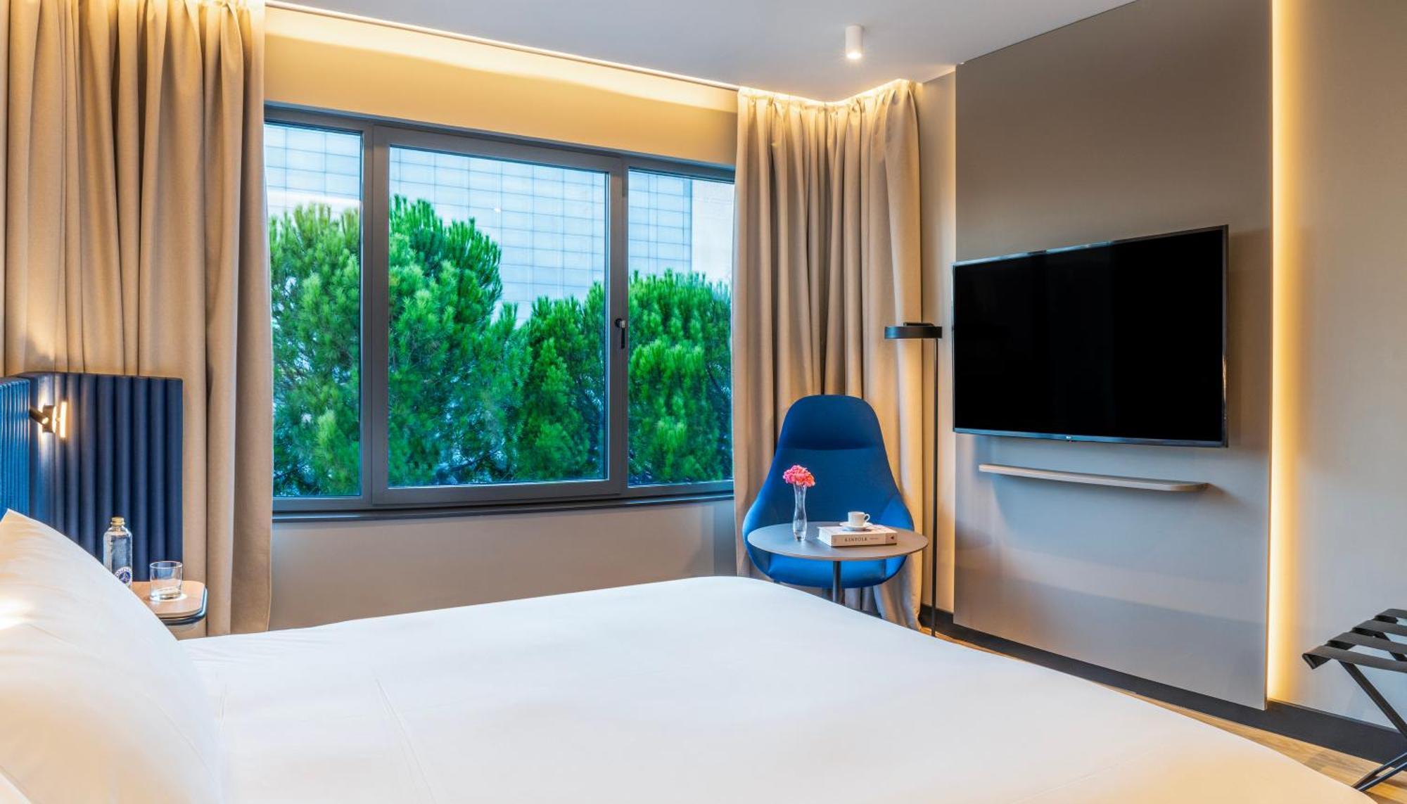 Pullman Madrid Airport & Feria Hotel Ngoại thất bức ảnh