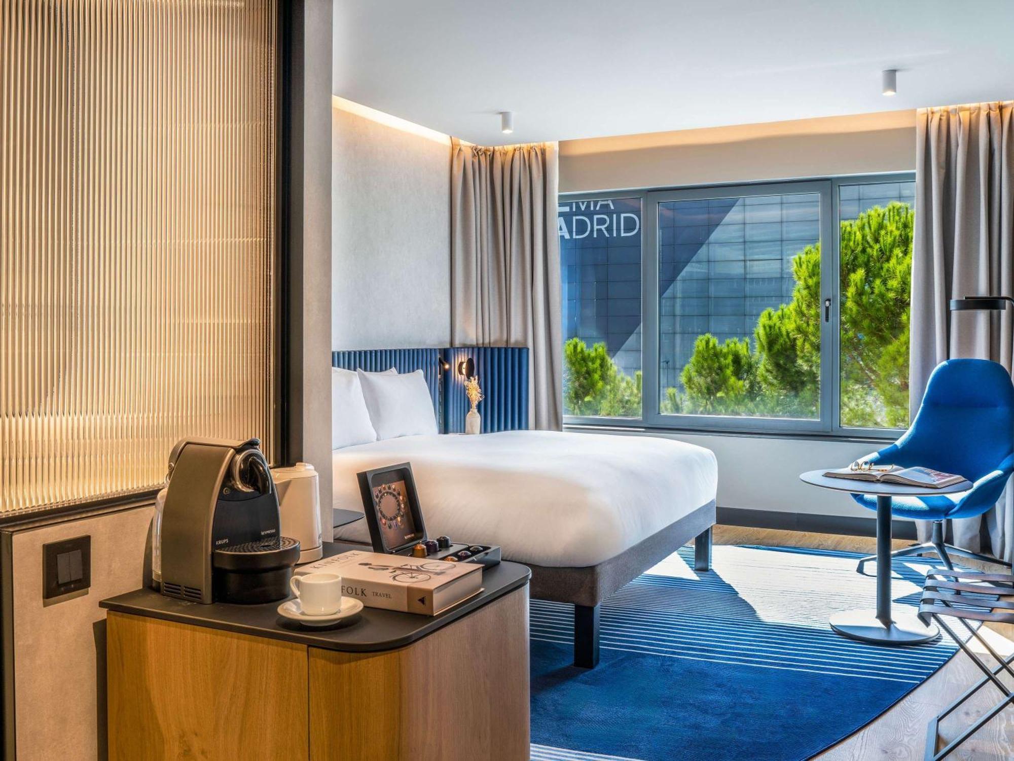 Pullman Madrid Airport & Feria Hotel Ngoại thất bức ảnh