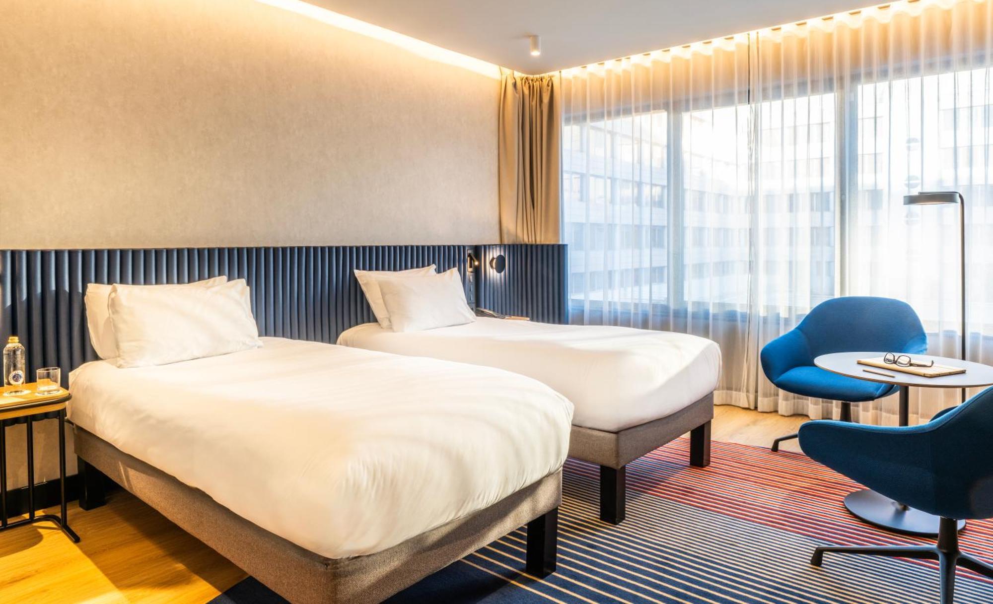 Pullman Madrid Airport & Feria Hotel Ngoại thất bức ảnh