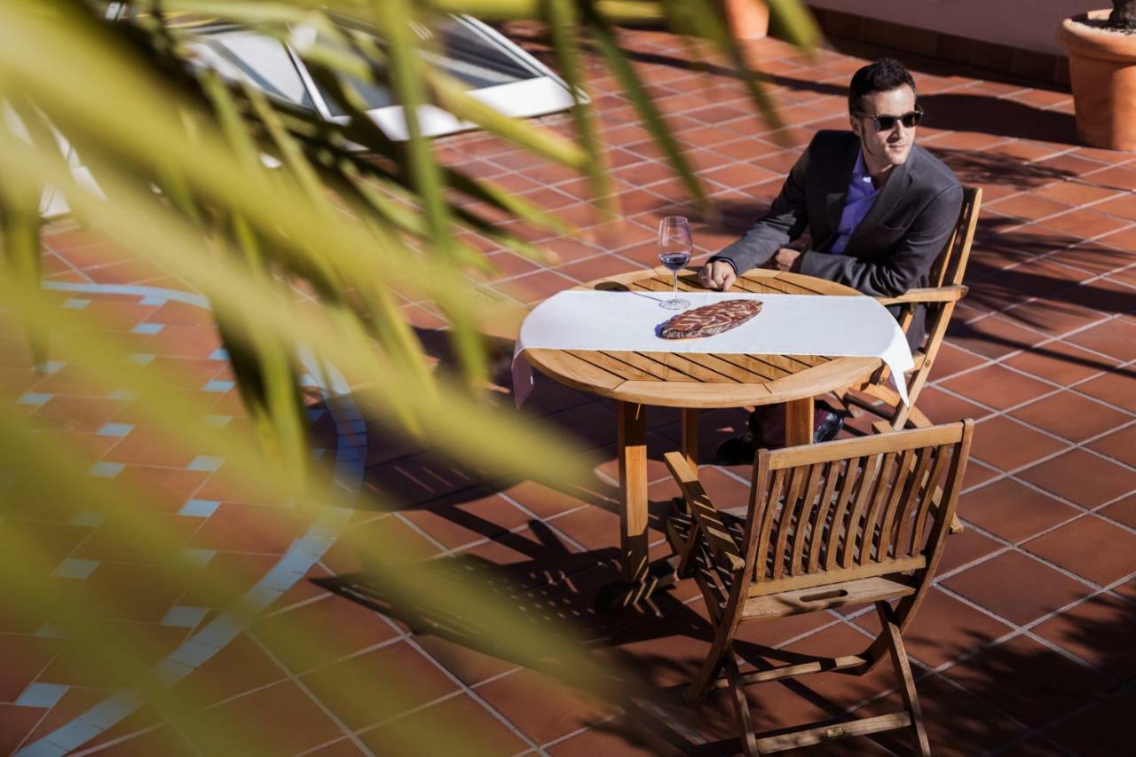 Pullman Madrid Airport & Feria Hotel Ngoại thất bức ảnh