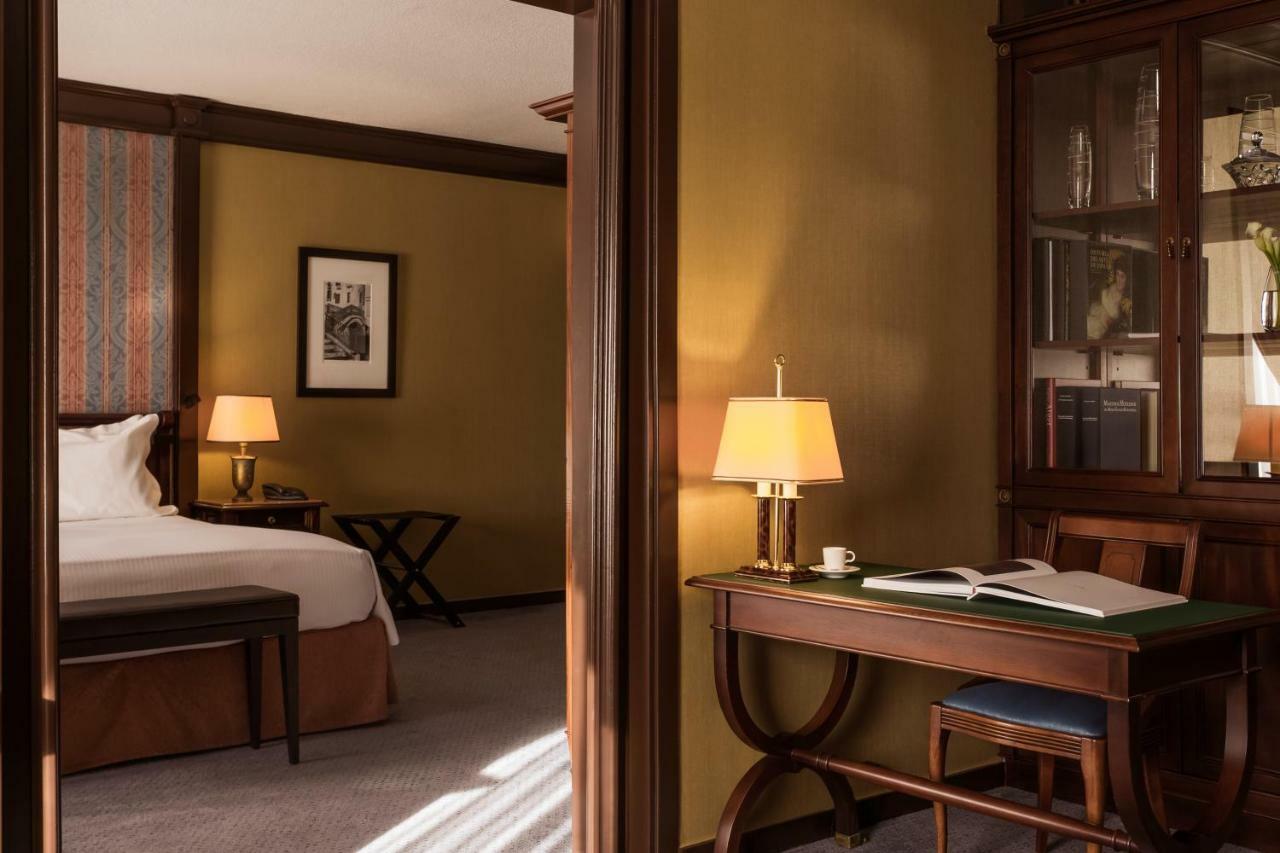 Pullman Madrid Airport & Feria Hotel Ngoại thất bức ảnh